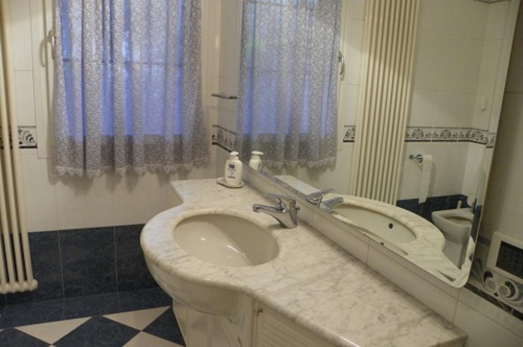 ヴィラ エマ ラルテ デラッコリエンツァ サンマリノ 部屋 写真